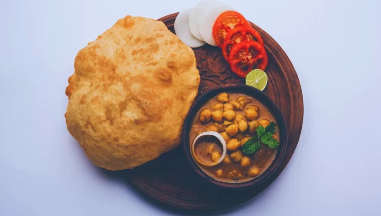 রাধাবল্লভী রেসিপি (Radhaballavi Recipe) | Dal Puri