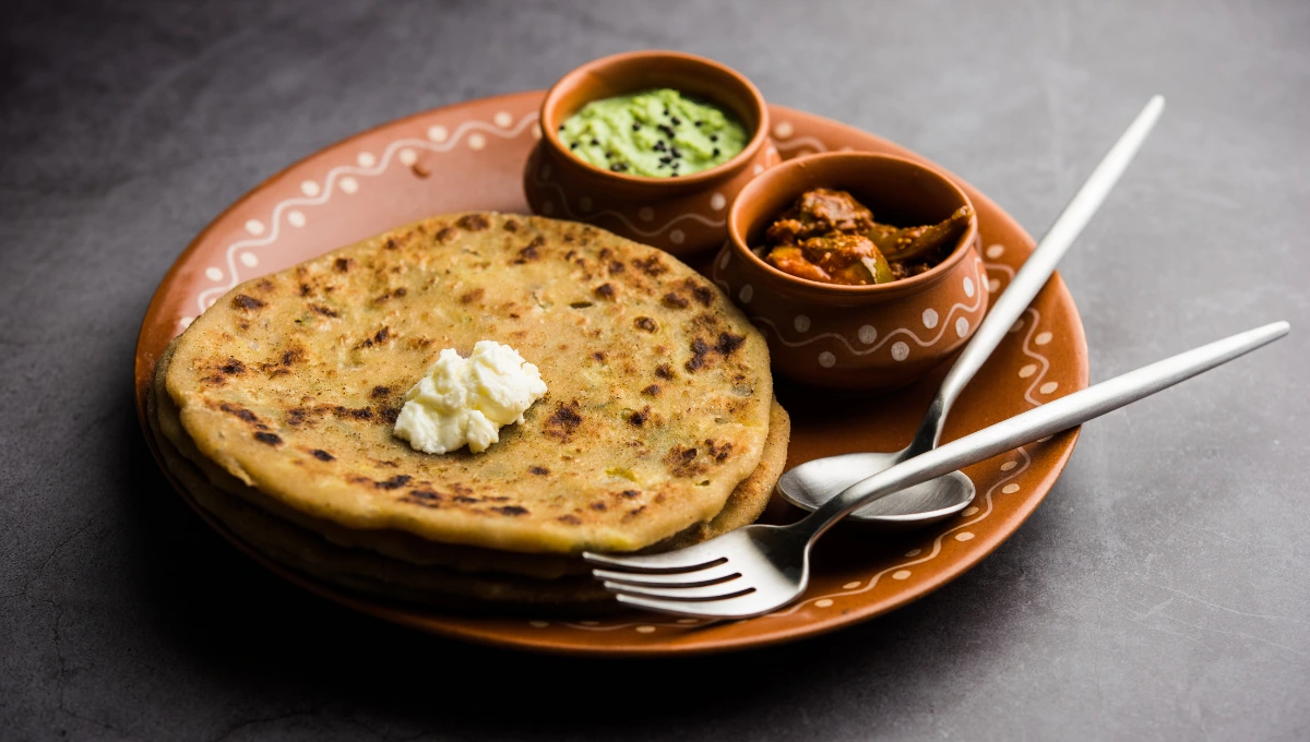 Aloo Paratha Recipe in Bengali 